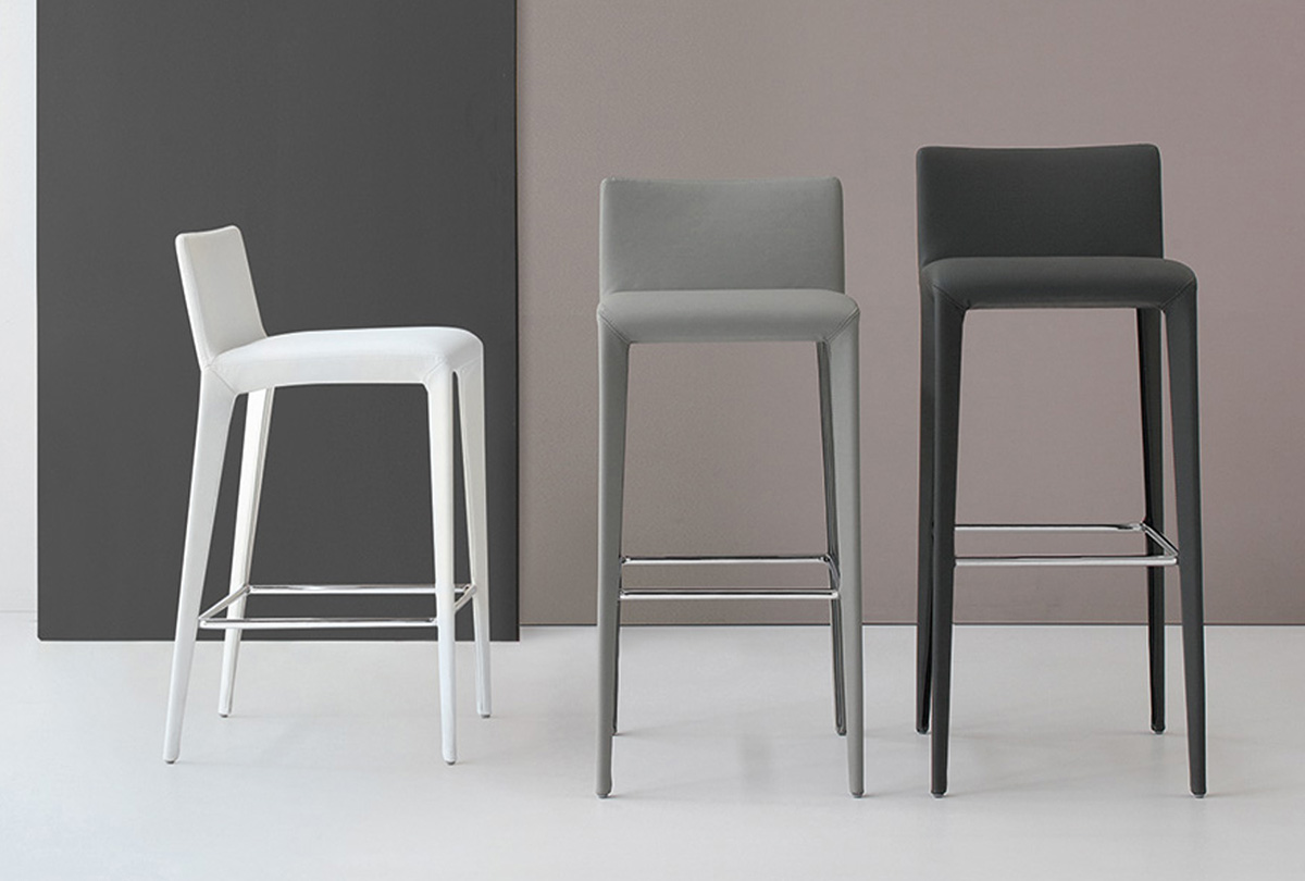 Filly_up_too by simplysofas.in